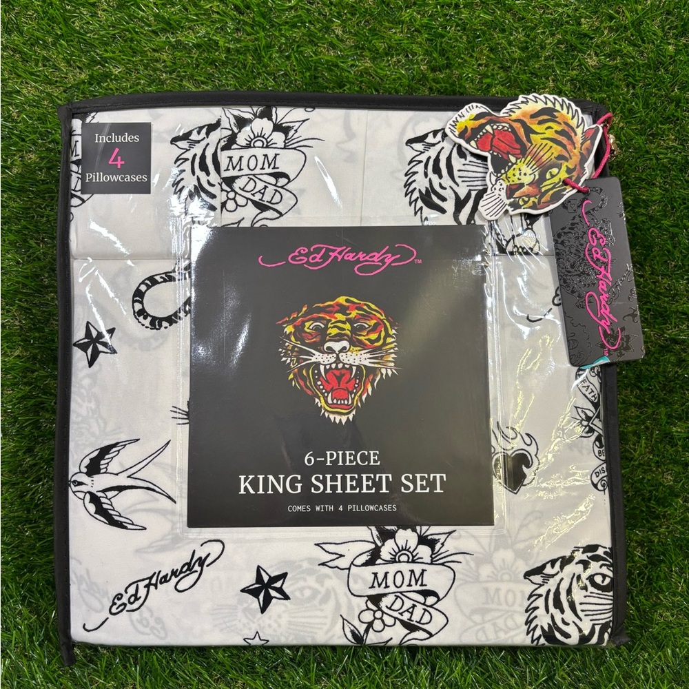 Ed Hardy Black and White King Sheet Set